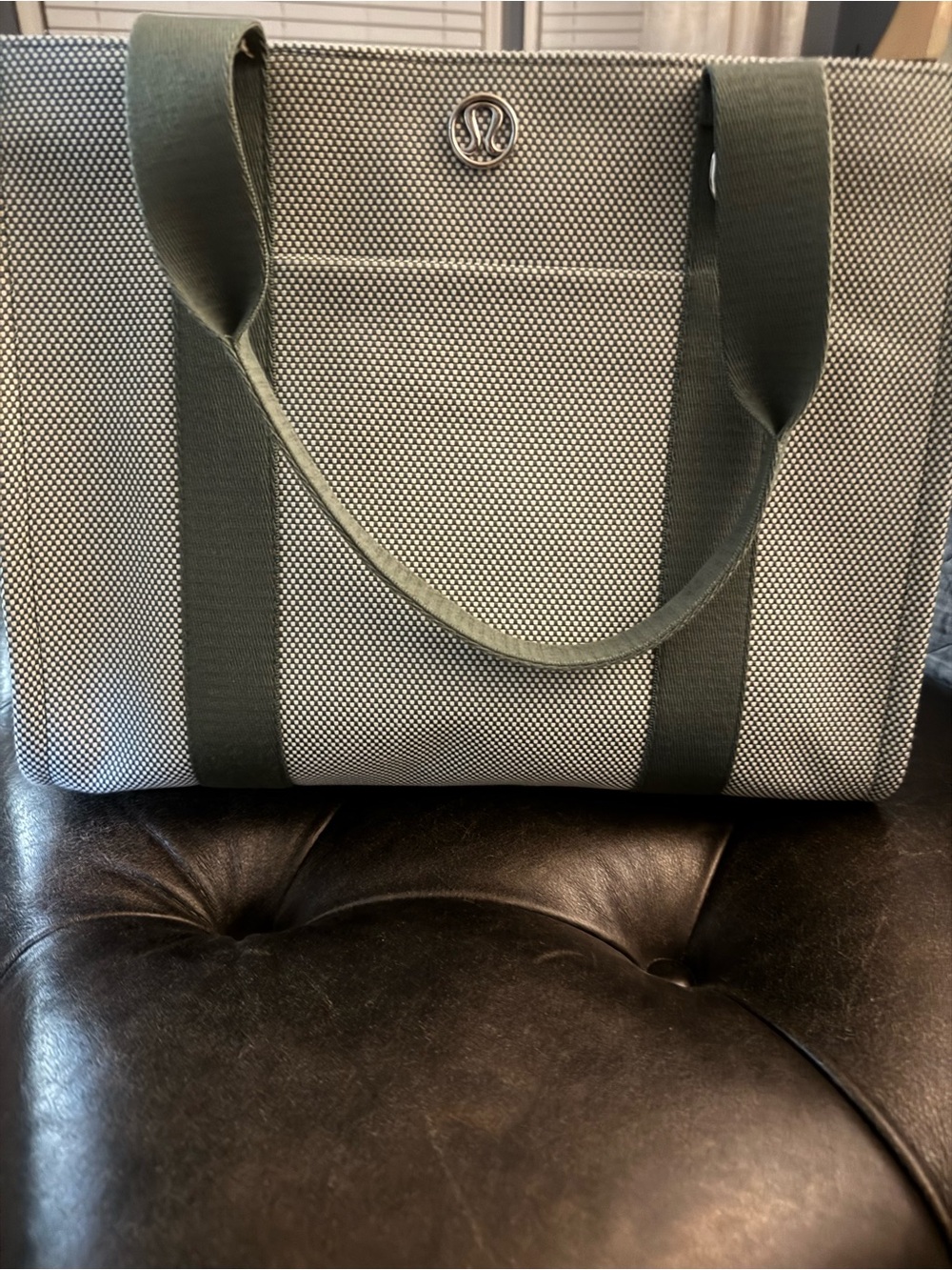 lululemon Women’s Light Green Canvas Tote